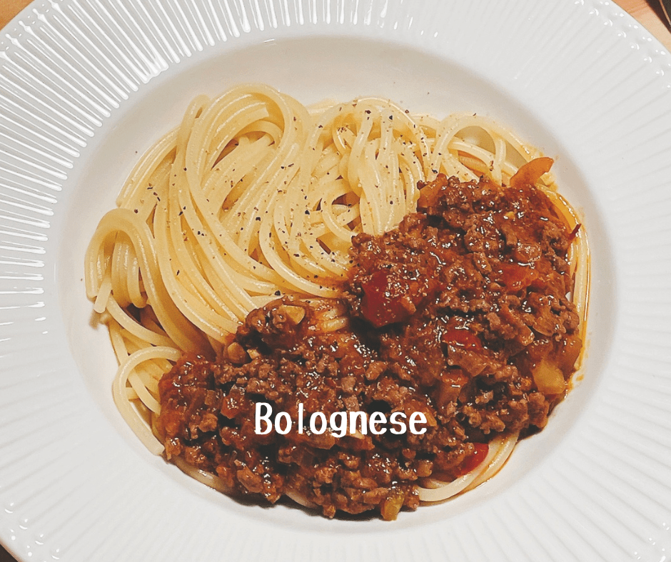 （廚房新手友善）Le Creuset鑄鐵鍋【波隆那肉醬麵】媲美餐酒館的家常魅力，暴風捲麵吃光光